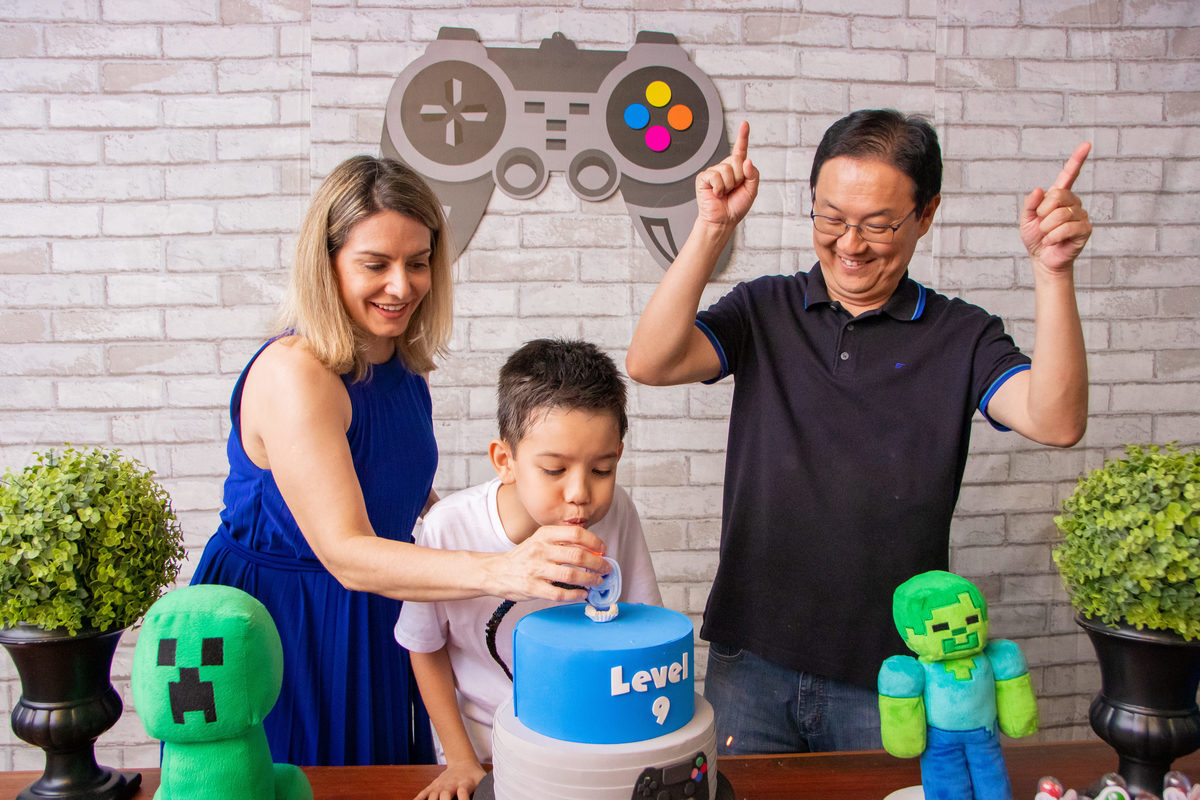 bauru, aniversário infantil bauru, aniversário video game, aniversário playstation, família na hora do parabéns