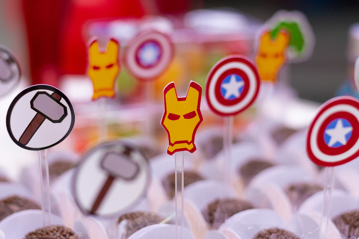 Buffet pipoca bauru, aniversário infantil em bauru, topper do homem de ferro