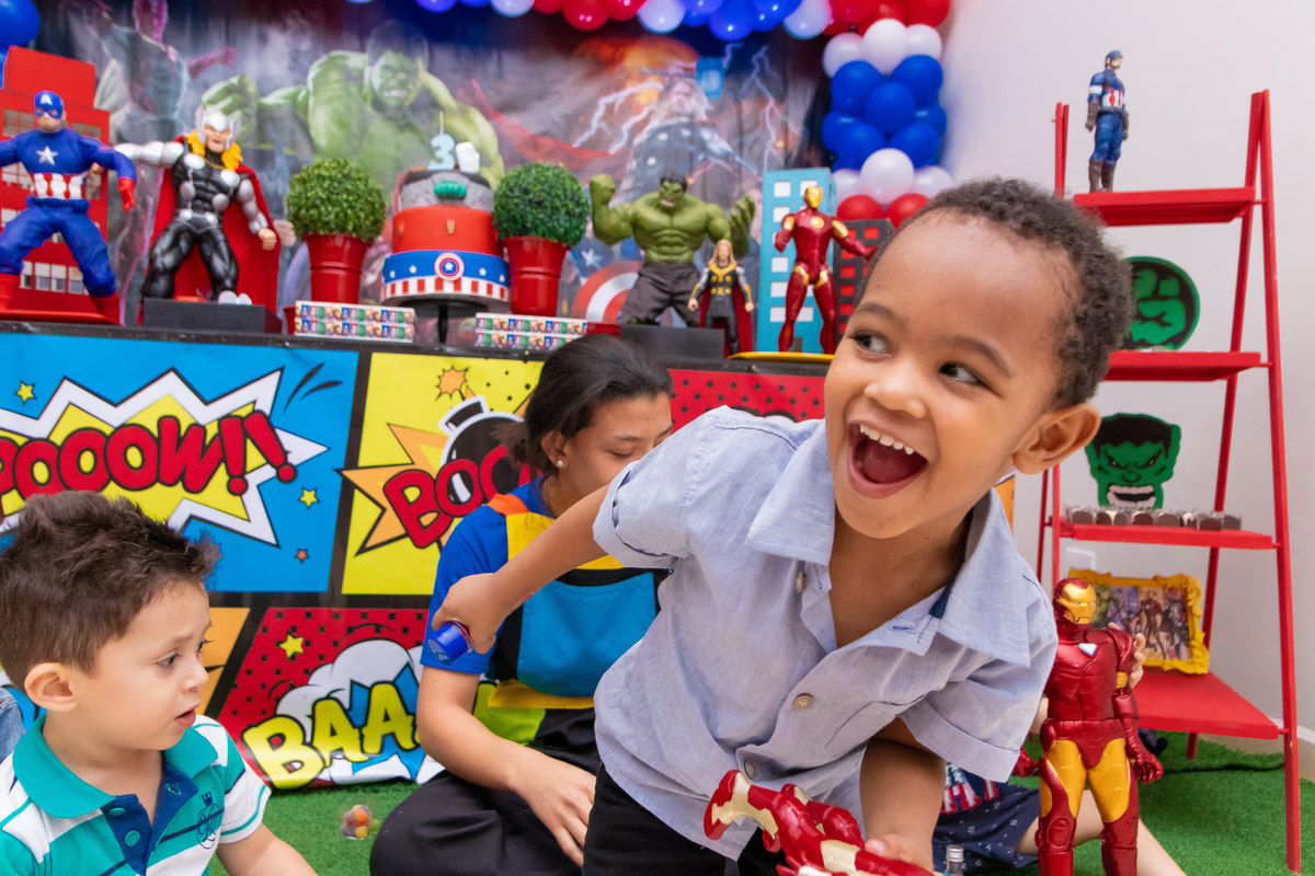 Buffet pipoca bauru, aniversário infantil em bauru, aniversariante feliz em sua festa