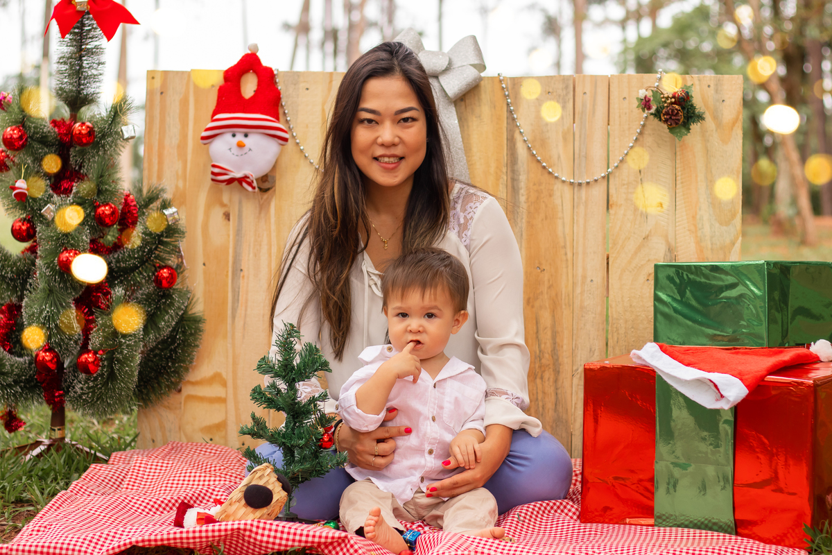 ensaio natalino em Bauru, ensaio infantil em bauru, mãe e filho em ensaio natalino