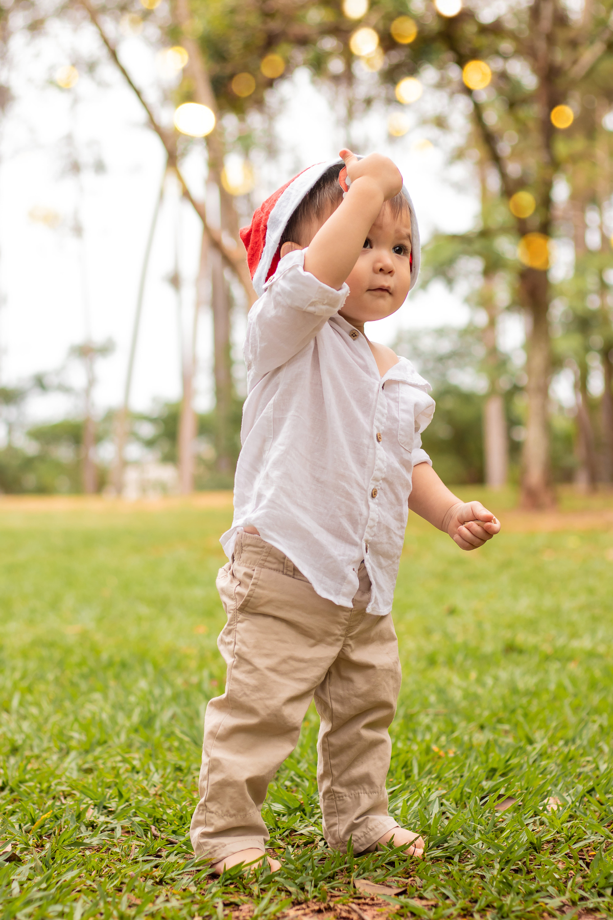 ensaio natalino em Bauru, ensaio infantil em bauru, bebê brincando de papai noel