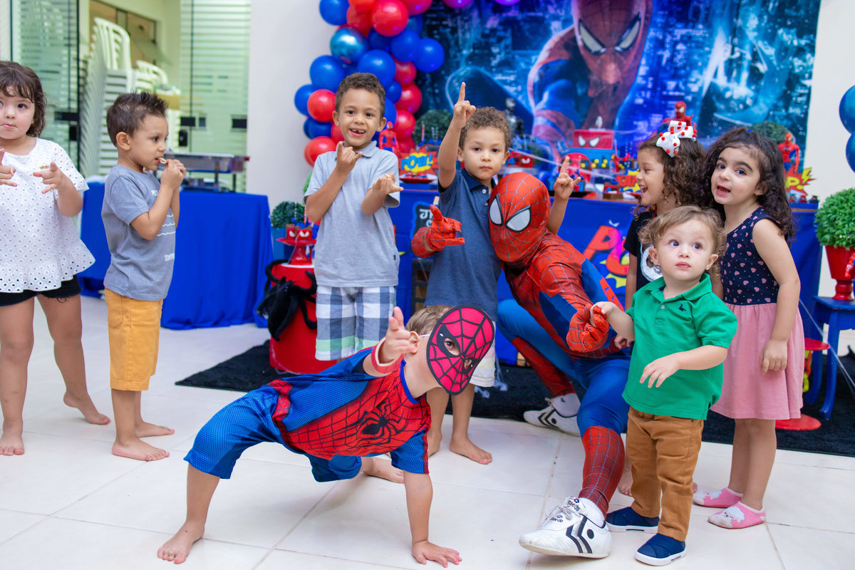 festa spider man homem aranha bauru aniversario infantil menino fotografia de familia crianças rogerito animações kids story