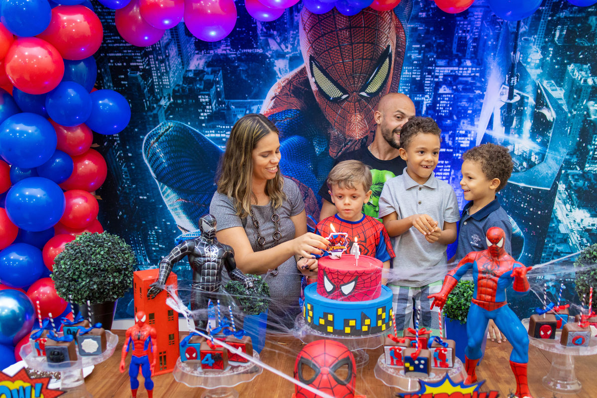 festa spider man homem aranha bauru aniversario infantil menino fotografia de familia hora do parabéns