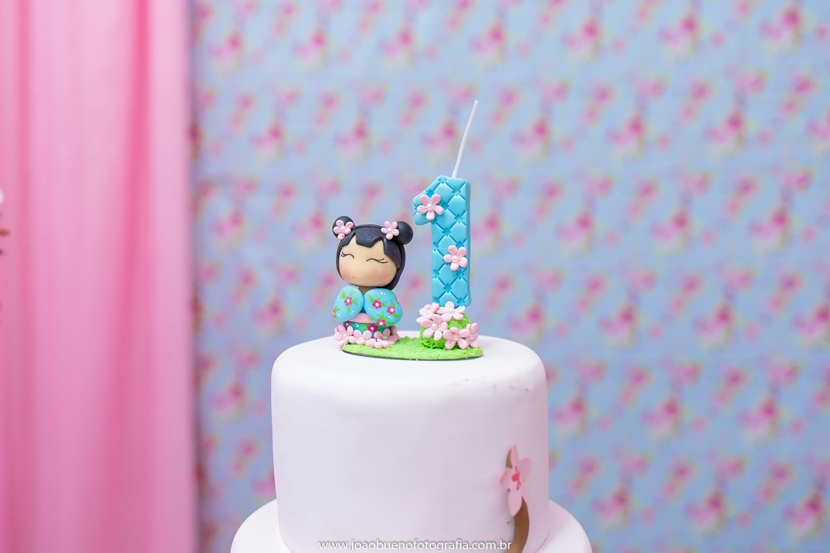 festa kokeshi japonesa oriental menina liz bauru primeiro aninho boneca  vela personalizada