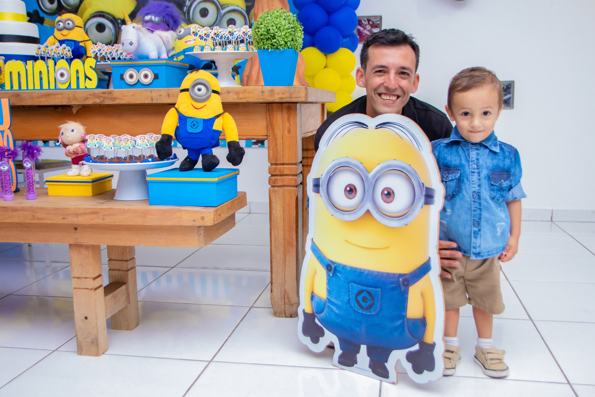 Aniversário Gabriel minions decoração infantil festa aniversário biscoito buffet infantil bauru boneco minion