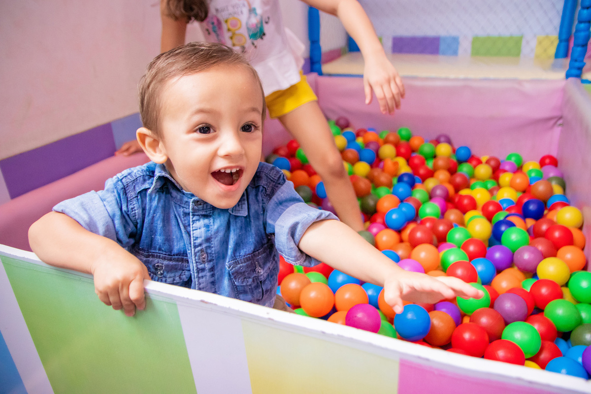 Aniversário Gabriel minions decoração infantil festa aniversário biscoito buffet infantil bauru piscina de bolinhas