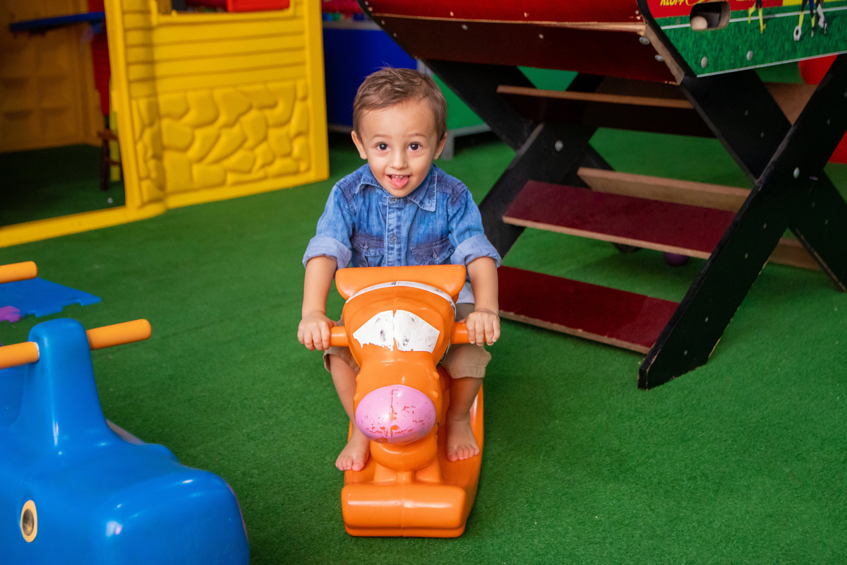 Aniversário Gabriel minions decoração infantil festa aniversário biscoito buffet infantil bauru cavalinho risadas