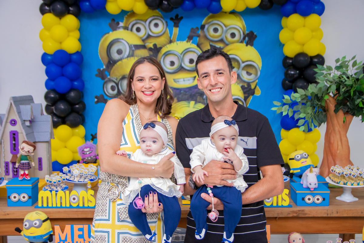 Aniversário Gabriel minions decoração infantil festa aniversário biscoito buffet infantil bauru gêmeas twins