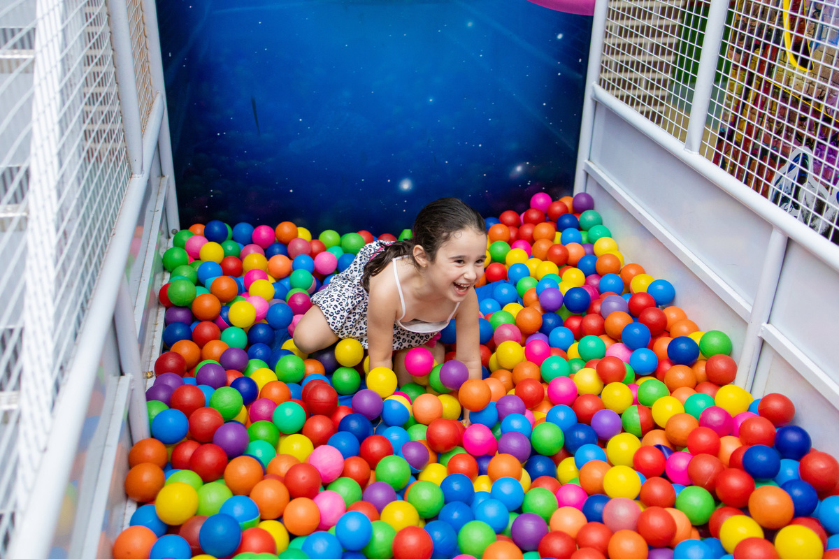 festa mickey disney bauru fotografia infantil fotografia de familia aniversário infantil decoração decor space fun piscina de bolinhas tombo legal