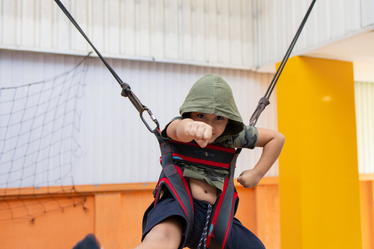 festa mickey disney bauru fotografia infantil fotografia de familia aniversário infantil decoração decor space fun pula pula soco no ar