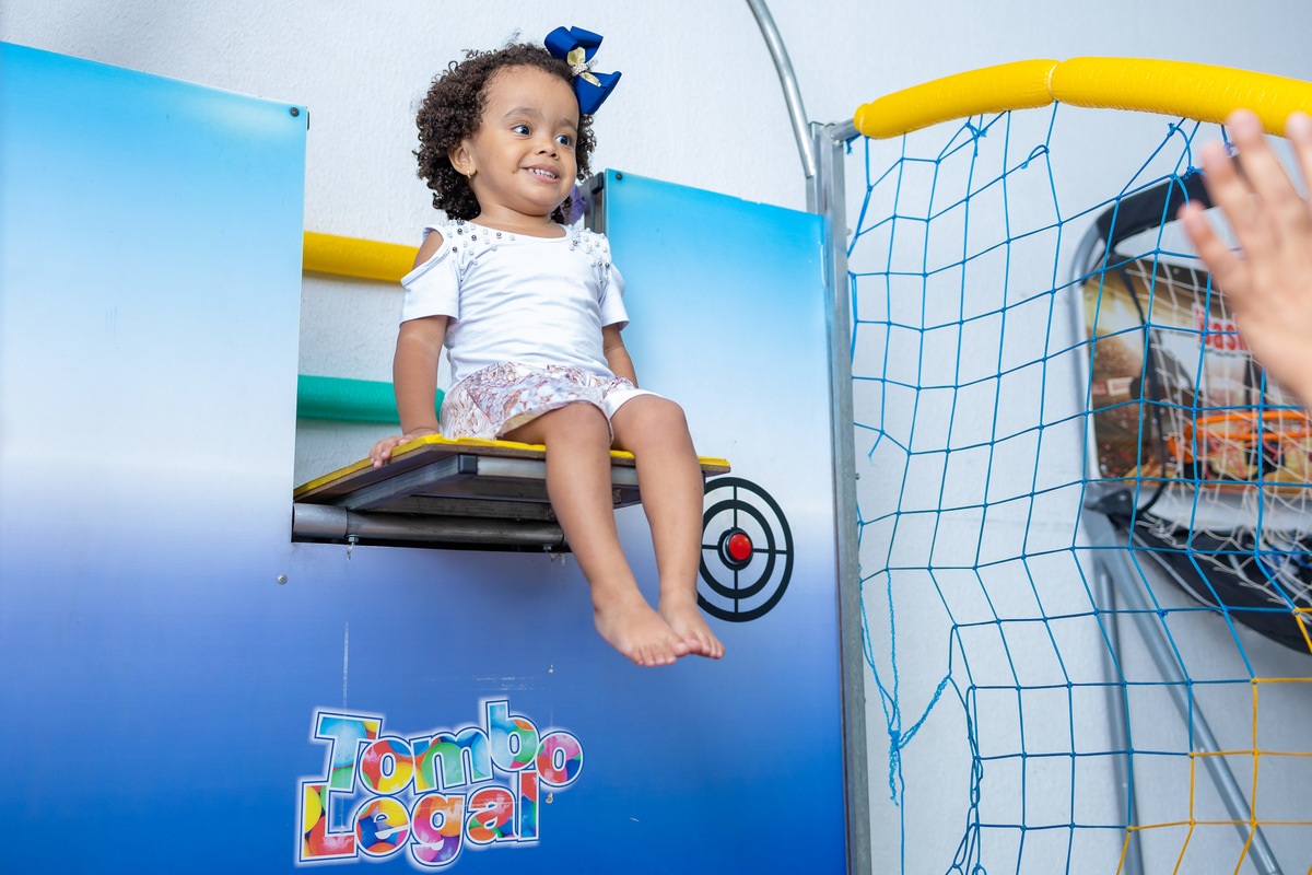 aniversário-3-anos-bauru-olivia sereia festa infantil decoração laços para meninas   tombo legal brinquedo para festa infantil