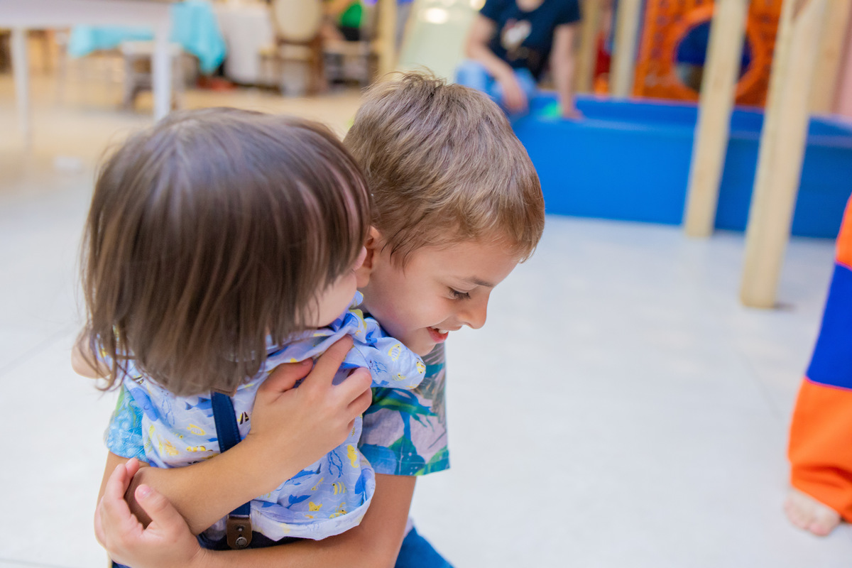 aniversário fundo do mar menino mesa barco bauru mam eventos festa infantil abraço crianças