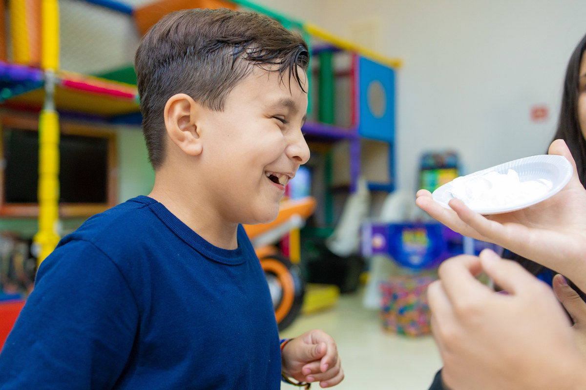 aniversário de menino, fotografia infantil, fotografia espontanea,festa infantil, decoração para aniversário infantil, buffet pipoca bauru, buffet infantil em bauru, torta na cara brincadeira