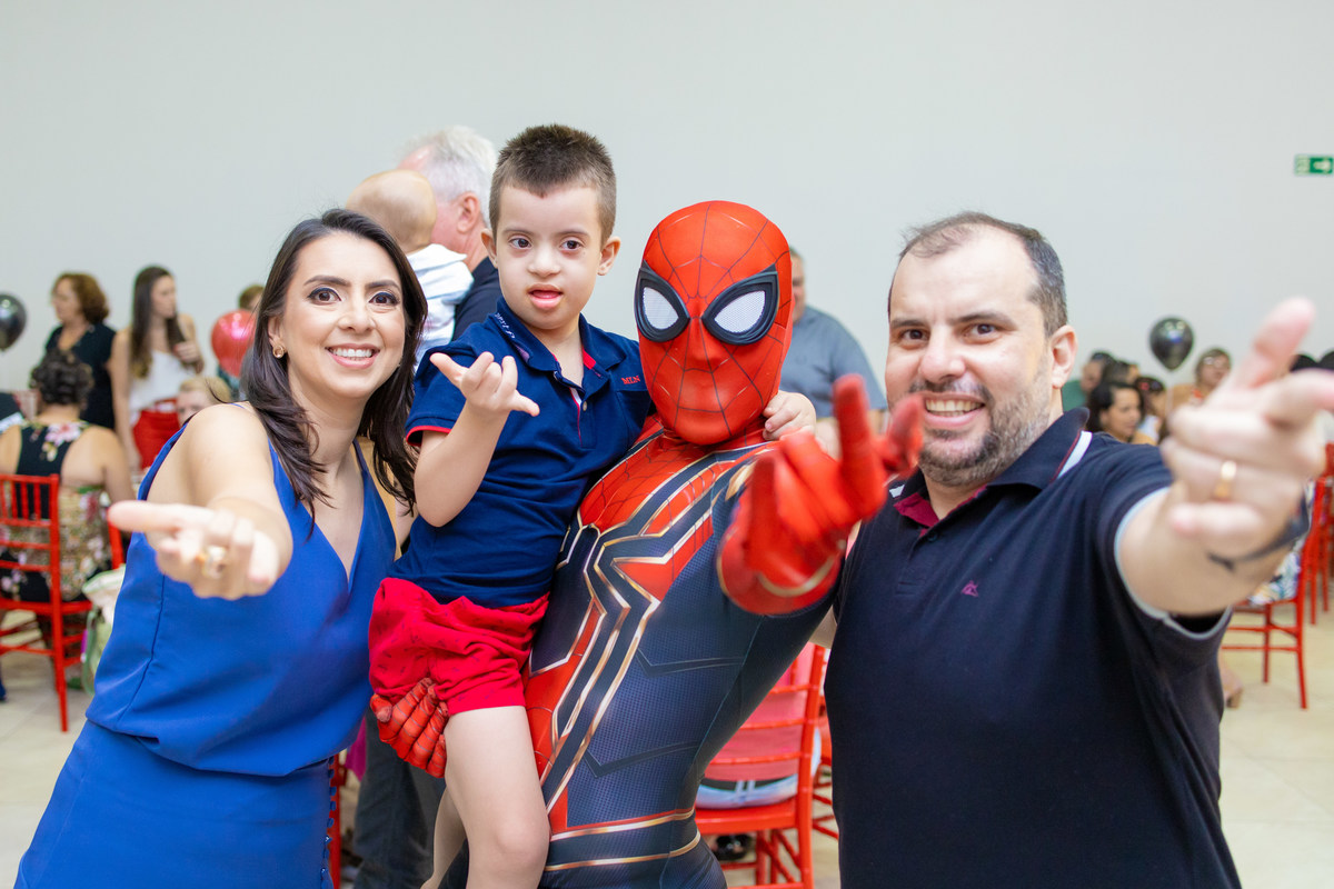 aniversário de menino, fotografia infantil, fotografia espontanea,festa infantil, decoração para aniversário infantil, buffet pipoca bauru, buffet infantil em bauru, personagem infantil rogerito, kids story