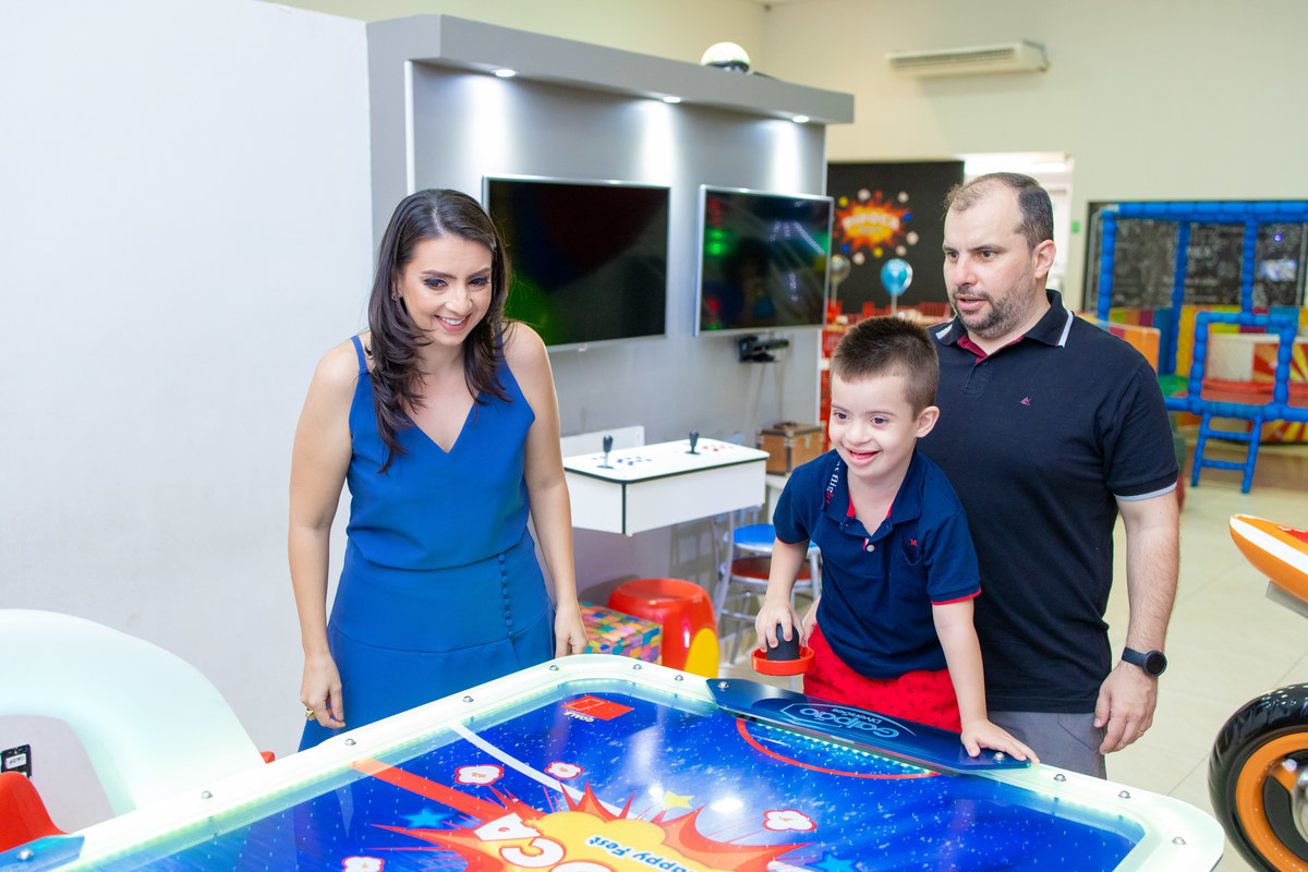 aniversário de menino, fotografia infantil, fotografia espontanea,festa infantil, decoração para aniversário infantil, buffet pipoca bauru, buffet infantil em bauru, brinquedo para aniversário infantil, air hockey