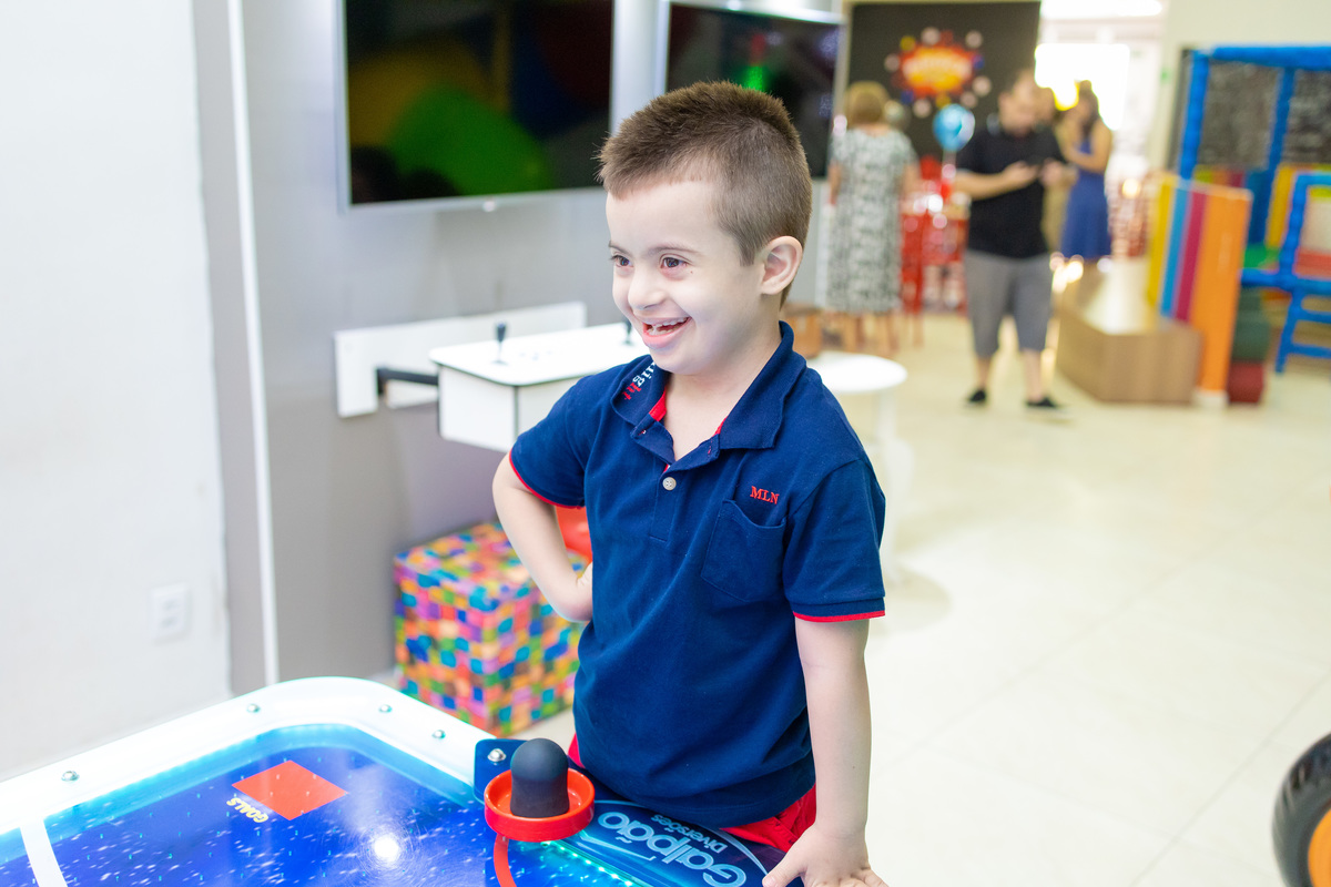 aniversário de menino, fotografia infantil, fotografia espontanea,festa infantil, decoração para aniversário infantil, buffet pipoca bauru, buffet infantil em bauru, air hockey diversao