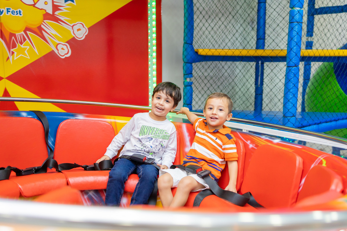 aniversário infantil, painel led, buffet pipoca, buffet infantil em bauru, aniversário infantil em bauru, decoração infantil, decoração masha e o urso, fotografo em bauru, gira gira la bamba
