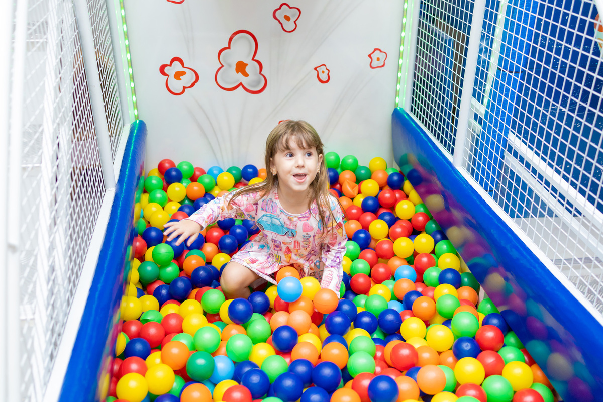 aniversário infantil, painel led, buffet pipoca, buffet infantil em bauru, aniversário infantil em bauru, decoração infantil, decoração masha e o urso, fotografo em bauru, brinquedo para crianças