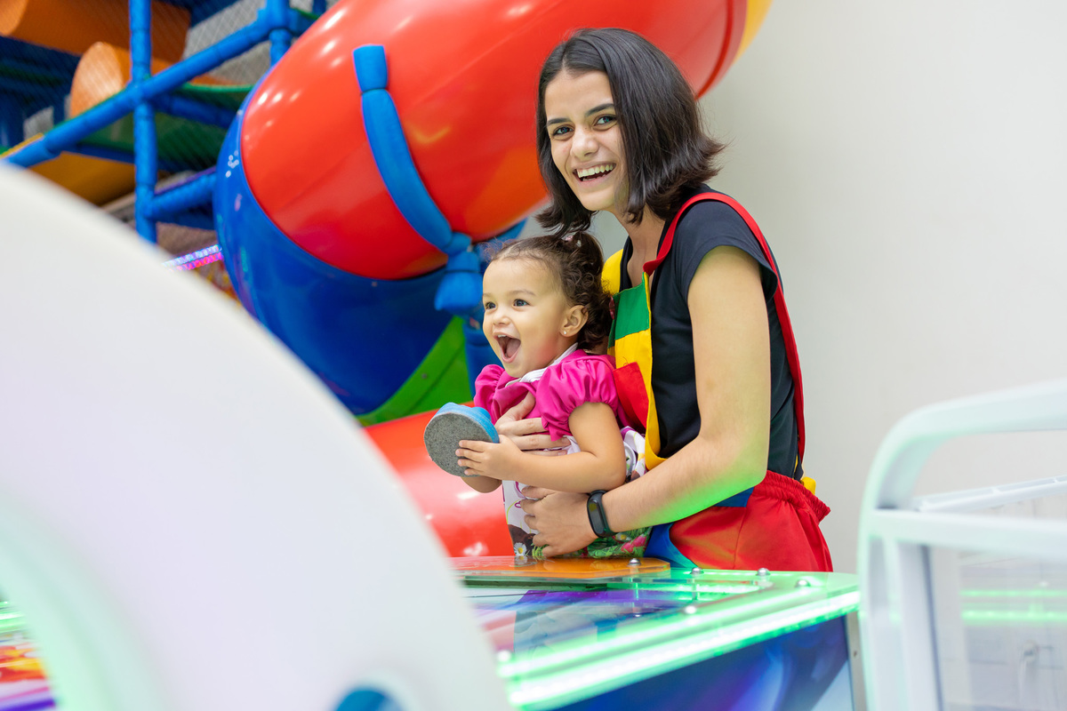 aniversário infantil, painel led, buffet pipoca, buffet infantil em bauru, aniversário infantil em bauru, decoração infantil, decoração masha e o urso, fotografo em bauru, monitora para festa