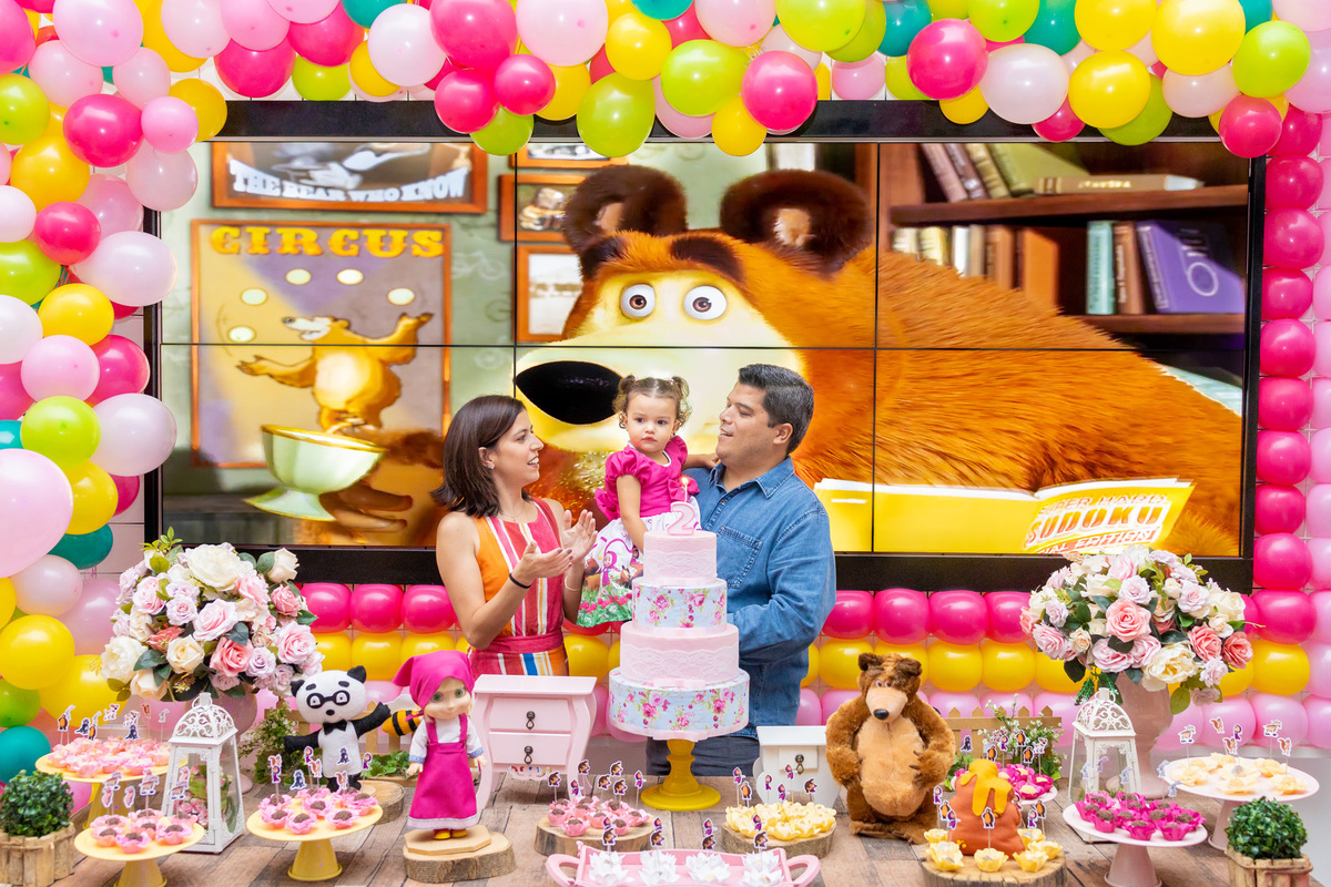 aniversário infantil, painel led, buffet pipoca, buffet infantil em bauru, aniversário infantil em bauru, decoração infantil, decoração masha e o urso, fotografo em bauru, hora do parabéns 