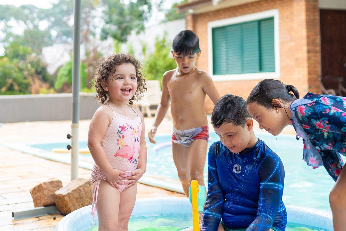 aniversário infantil em bauru, aniversário infantil, festa de criança, aniversário em casa, decoração para aniversário infantil, buffet infantil em bauru, fotografia espontanea, fotografia infantil em bauru, festa na piscina em bauru