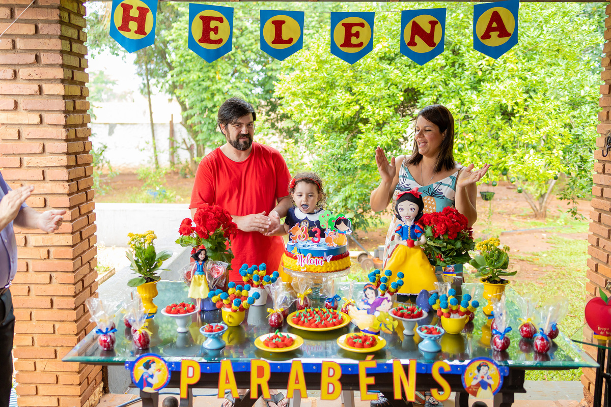 aniversário infantil em bauru, aniversário infantil, festa de criança, aniversário em casa, decoração para aniversário infantil, buffet infantil em bauru, fotografia espontanea, fotografia infantil em bauru, cantando parabéns