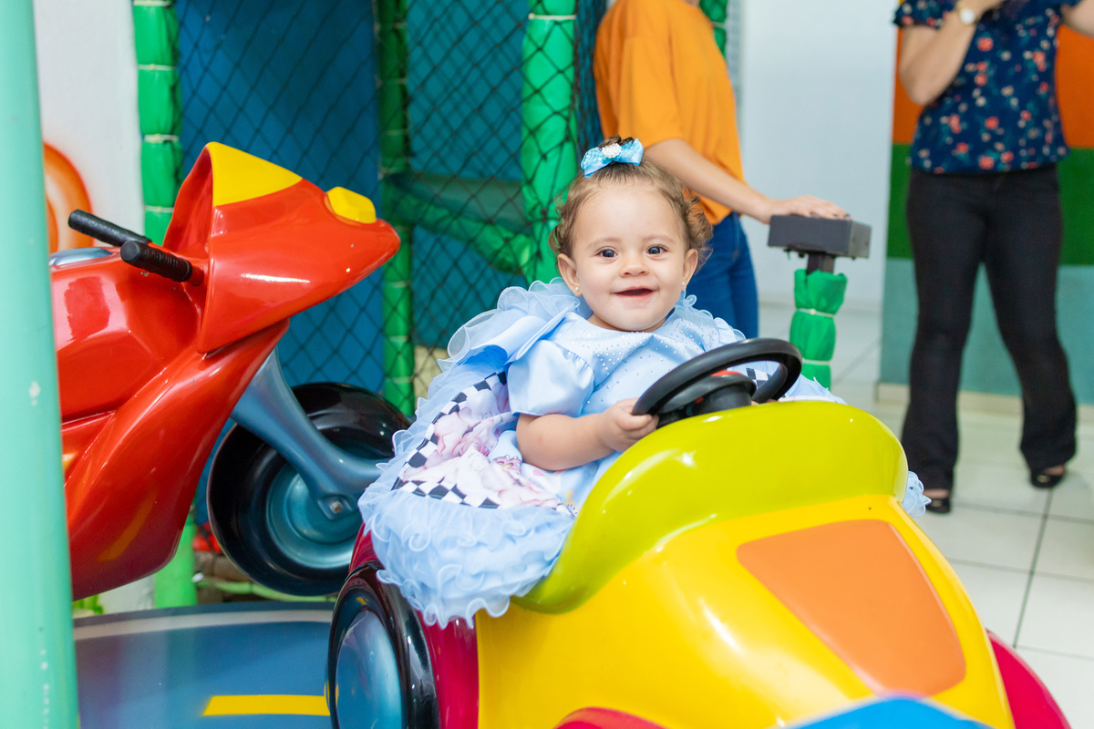 aniversário infantil em bauru, festa infantil em bauru, decoração para aniversário infantil, doces personalizados, festa infantil, fotografo infantil, fotografo de famílias, fotografo em bauru, buffet boomerang, carrinho gira gira