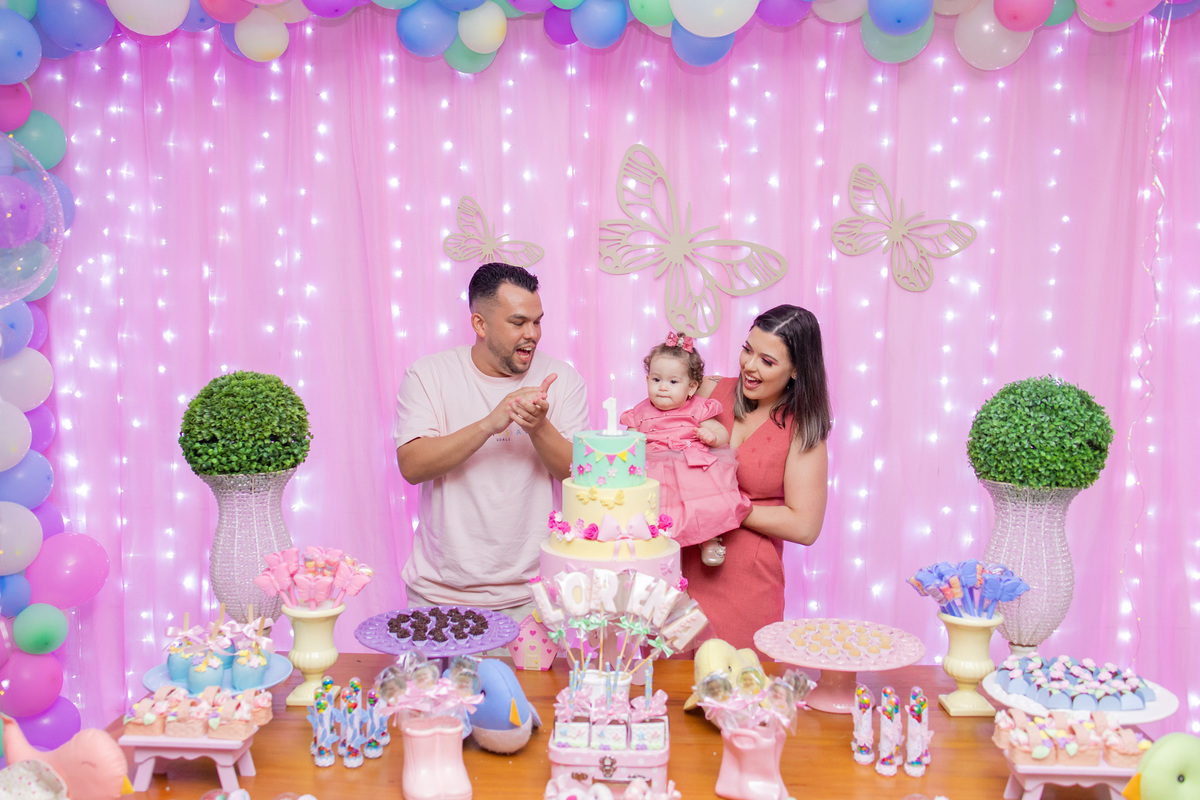 Buffet kolore, buffet infantil em bauru, aniversário infantil em bauru, decoração para aniversário infantil, festa infantil em bauru, decoração jardim encantado, fotografia de família, fotografo lifestyle, hora do parabéns