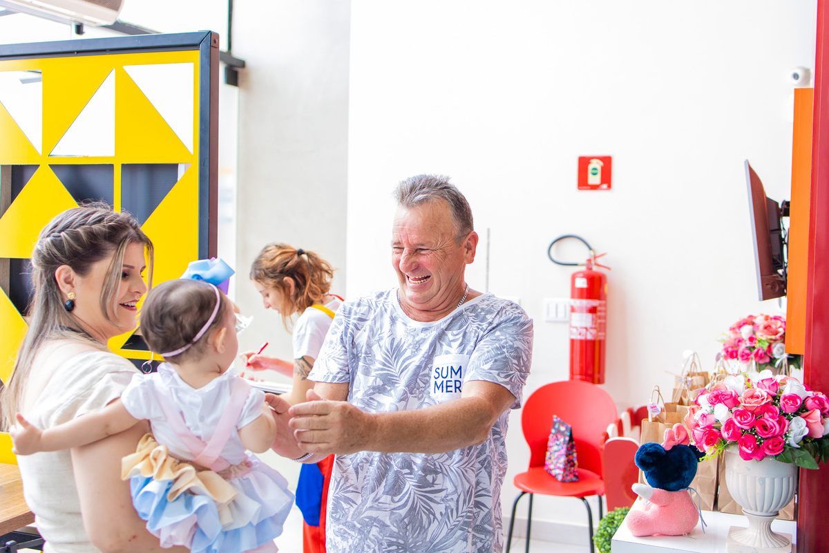 aniversário infantil em bauru, buffet infantil em bauru, buffet infantil, festa infantil, buffet pipoca, decoração para aniversário em bauru, fotografo lifestyle em bauru, fotografo em bauru, fotografo de criança, avo com neta