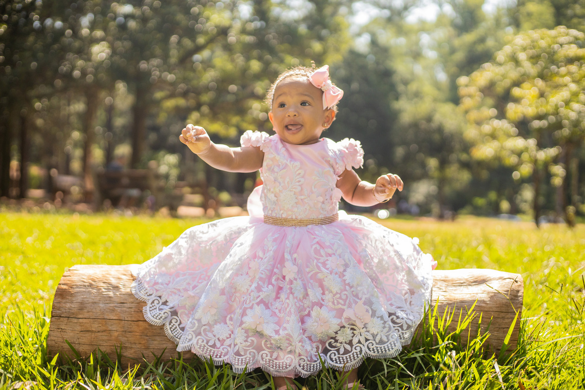 ensaio lifestyle, fotografo lifestyle em bauru, ensaio fotografico em bauru, ensaio em família em bauru, ensaio infantil em bauru, estudio fotografico em bauru, pais e filha, vestido para ensaio bebe 1 ano