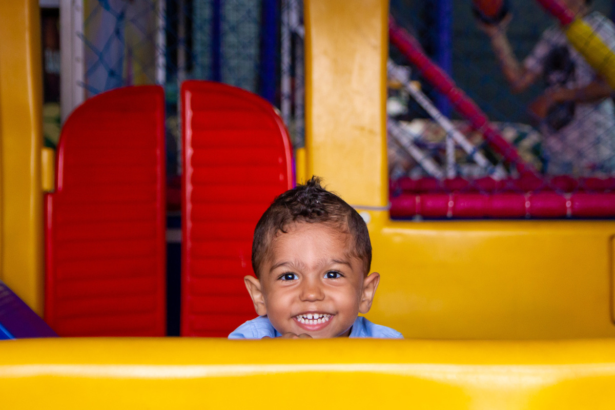 Aniversário infantil em bauru, buffet infantil em bauru, fotografo para aniversário em bauru, fotografo lifestyle em bauru, fotografo de família em bauru, buffet infantl em bauru, casinha para brincar, sorriso espontaneo