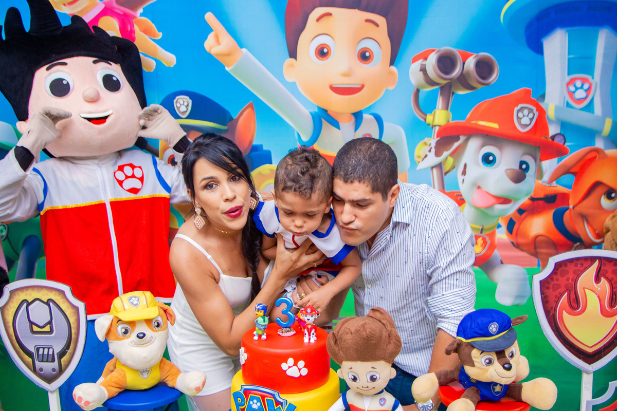 Aniversário infantil em bauru, buffet infantil em bauru, fotografo para aniversário em bauru, fotografo lifestyle em bauru, fotografo de família em bauru, buffet infantl em bauru, assoprando as velinhas em bauru