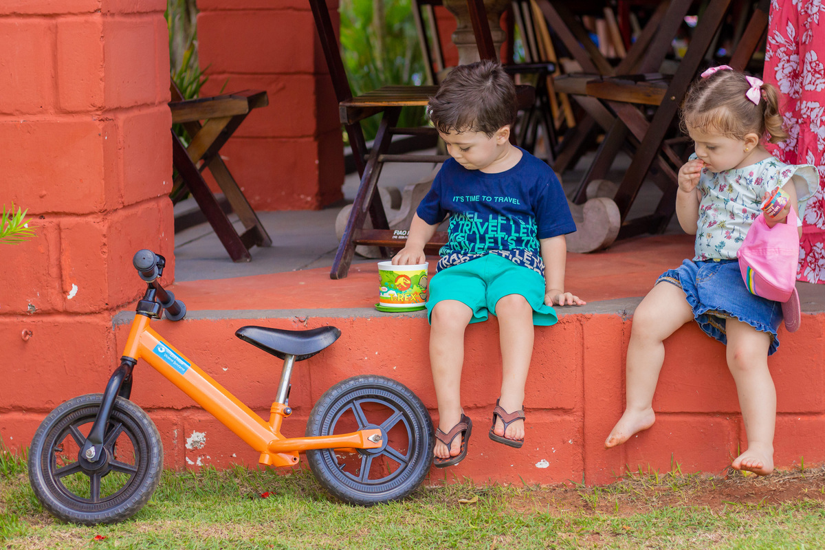 fotografo lifestyle em bauru, fotografia espontanea em bauru, fotografo de familia em bauru, fotografo de aniversário em bauru, aniversário infantil em bauru, aniversário ao ar livre, amiguinhos juntos