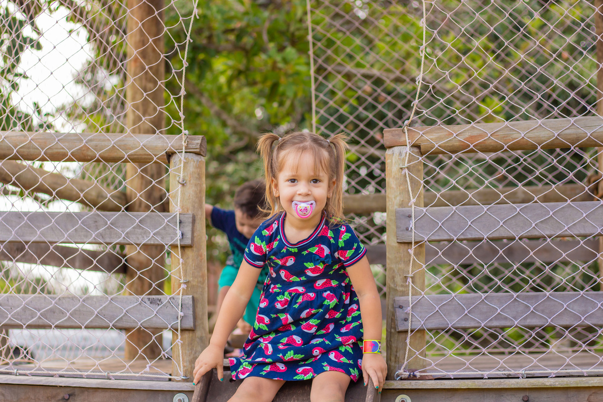 fotografo lifestyle em bauru, fotografia espontanea em bauru, fotografo de familia em bauru, fotografo de aniversário em bauru, aniversário infantil em bauru, aniversário ao ar livre, escorregando