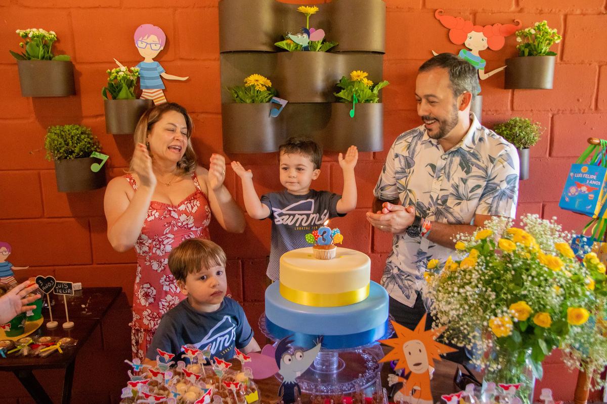 fotografo lifestyle em bauru, fotografia espontanea em bauru, fotografo de familia em bauru, fotografo de aniversário em bauru, aniversário infantil em bauru, aniversário ao ar livre, hora do parabéns