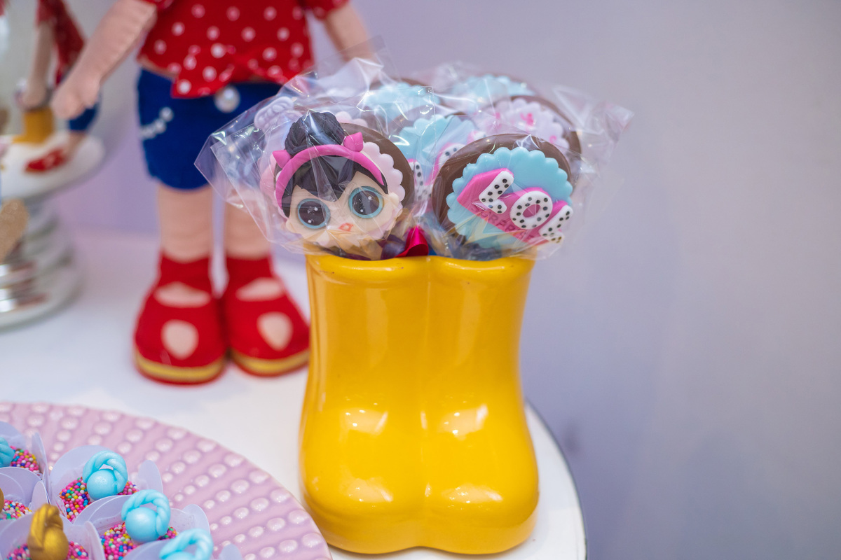 Aniversário infantil em bauru, buffet infantil em bauru, decoração para aniversário em bauru, festa tema lol, buffet pipoca, fotografo infantil, fotografo liffestyle, fotografo em bauru, pirulito personalizado lol