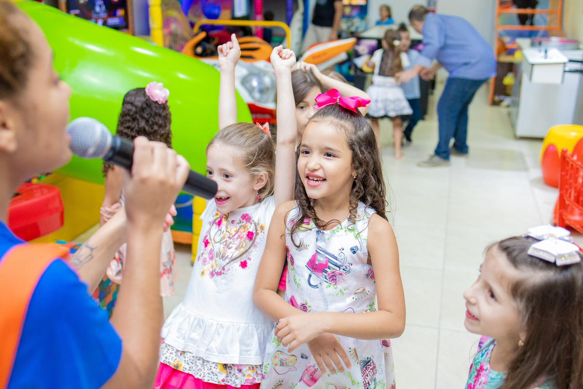 Aniversário infantil em bauru, buffet infantil em bauru, decoração para aniversário em bauru, festa tema lol, buffet pipoca, fotografo infantil, fotografo liffestyle, fotografo em bauru, brincadeiras para crianças