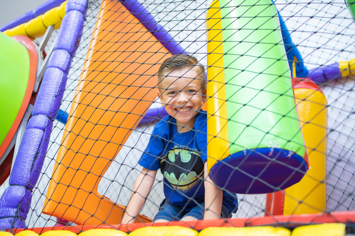 Aniversário infantil em bauru, buffet infantil em bauru, decoração para aniversário em bauru, festa tema lol, buffet pipoca, fotografo infantil, fotografo liffestyle, fotografo em bauru, brinquedao, kid play