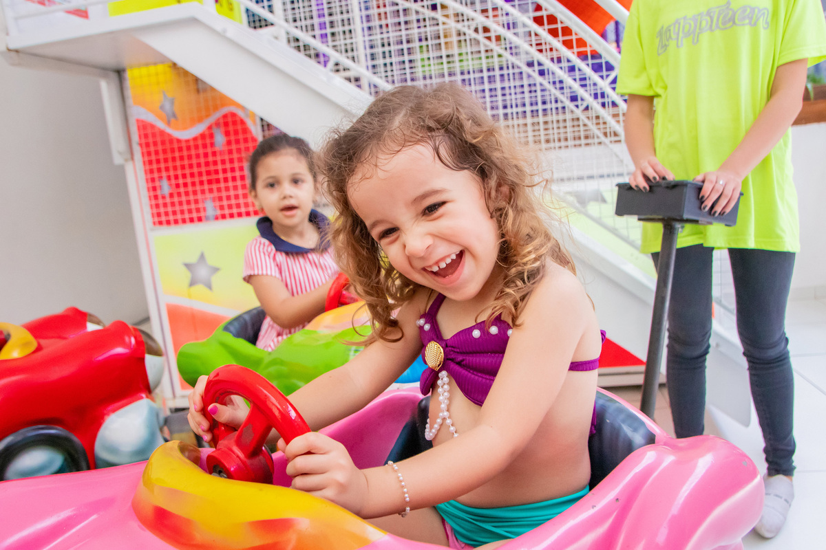 Aniversário infantil em bauru, buffet zappteen bauru, festa infantil em bauru, buffet infantil em bauru, decoração para aniversário em bauru, fotografia de família em bauru, fotografia lifestyle em bauru, fotografo de criança, gira gira 