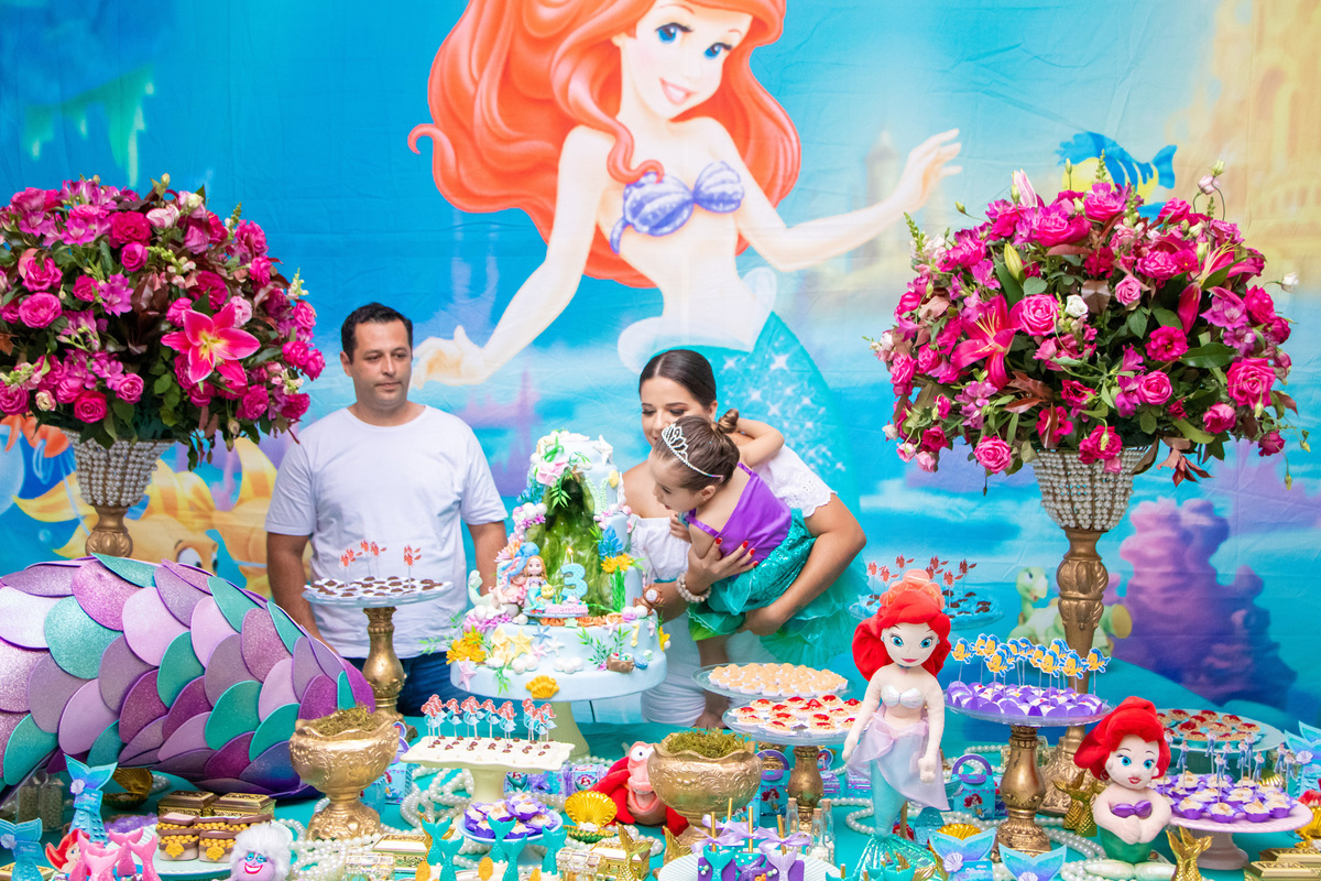 Aniversário infantil em bauru, buffet zappteen bauru, festa infantil em bauru, buffet infantil em bauru, decoração para aniversário em bauru, fotografia de família em bauru, fotografia lifestyle em bauru, fotografo de criança, assoprando a vela