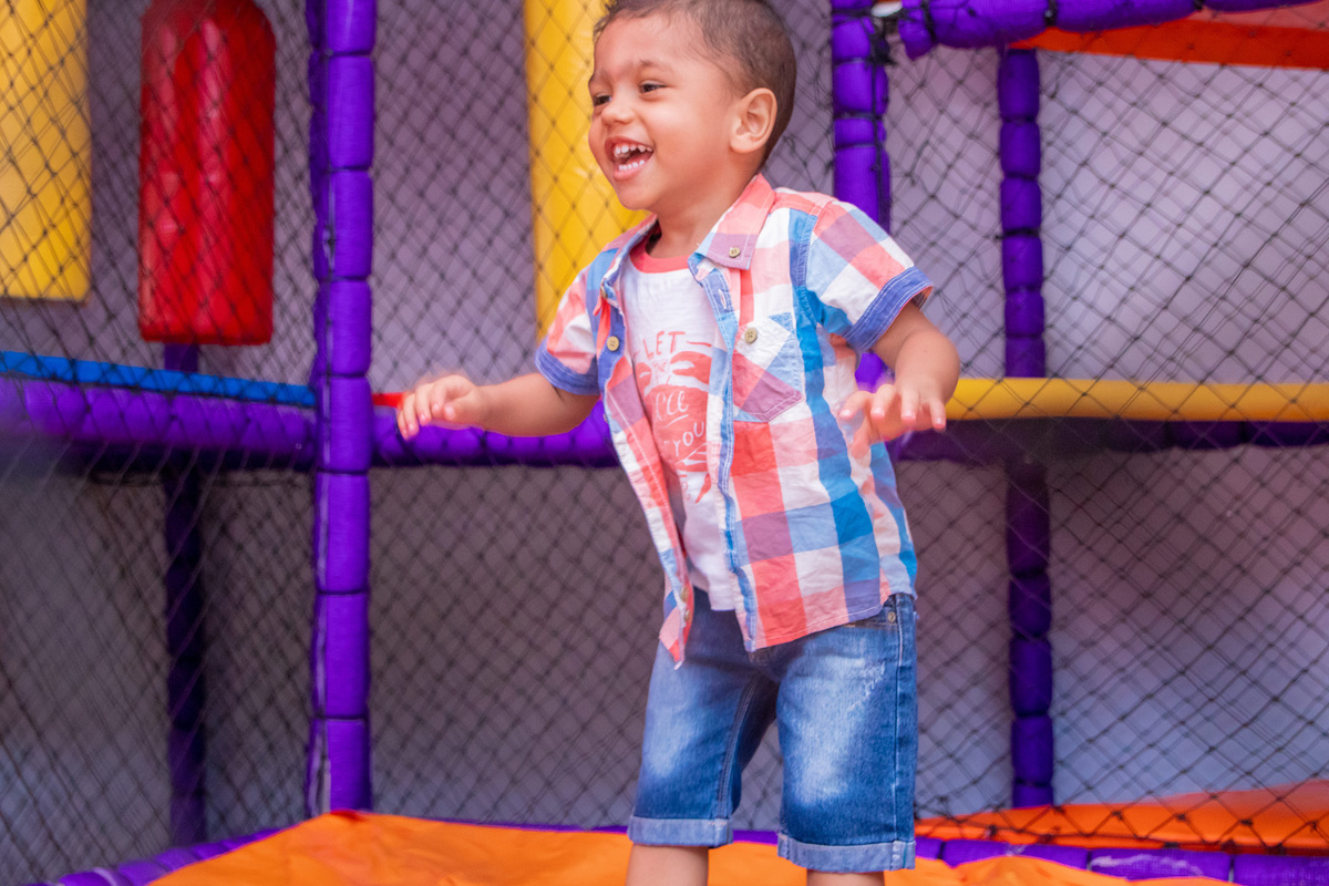 Aniversário infantil em bauru, buffet zappteen bauru, festa infantil em bauru, buffet infantil em bauru, decoração para aniversário em bauru, fotografia de família em bauru, fotografia lifestyle em bauru, fotografo de criança, pula pula em buffet infantil