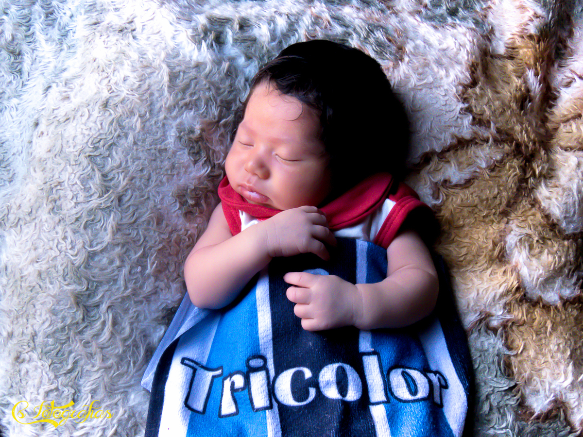 Ensaio fotográfico infantil realizado em casa de cliente em porto alegre