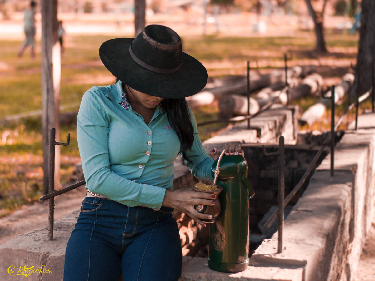 Pâmella Pinheiro
Fotografia Aniversário de 22 Anos
Lago Municipal
Arroio dos Ratos/RS