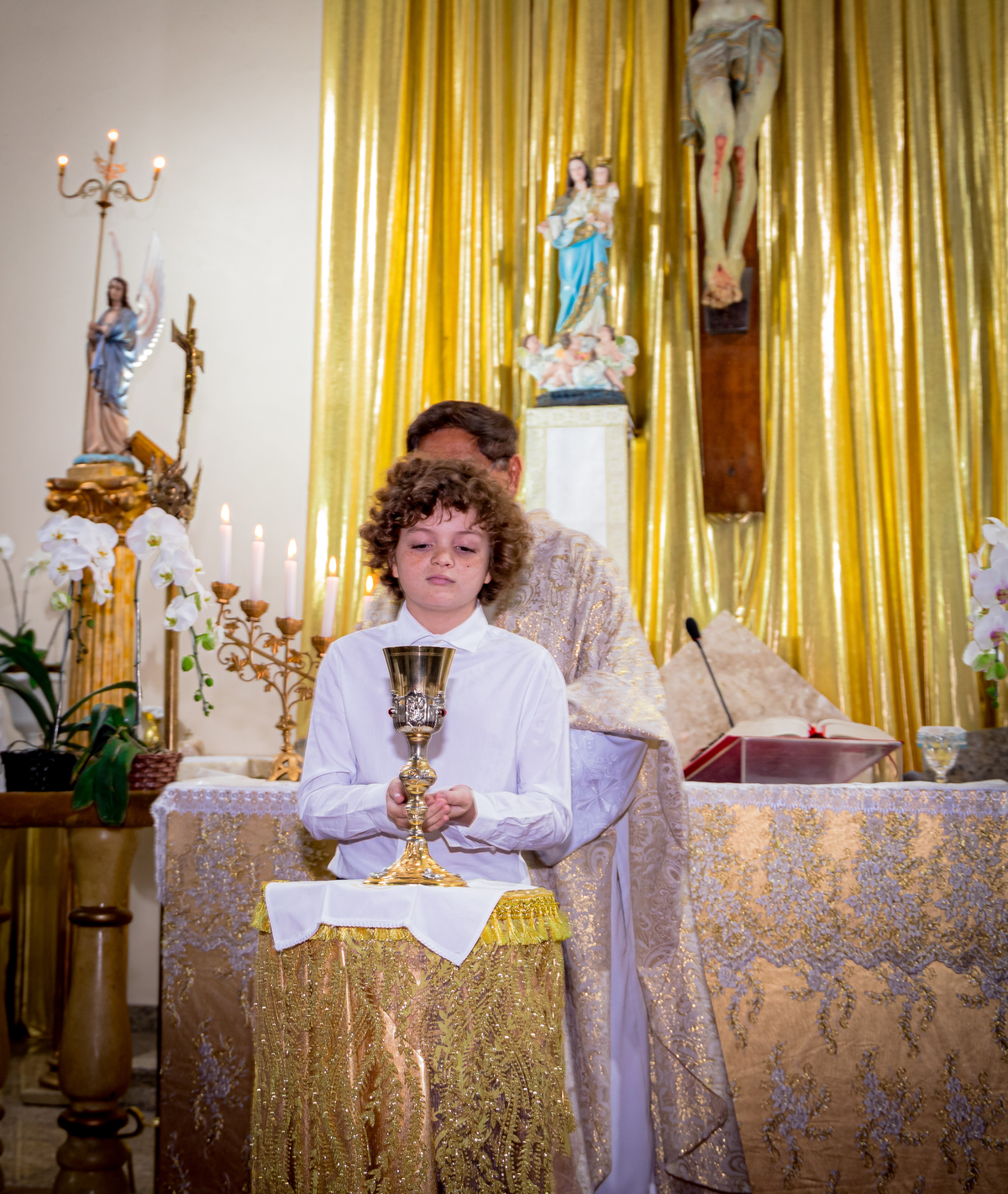 terno infantil, primeira comunhão igreja Paróquia Nossa Senhora dos Prazeres evento familia fotografo em sao paulo zona norte cerimonia religiosa