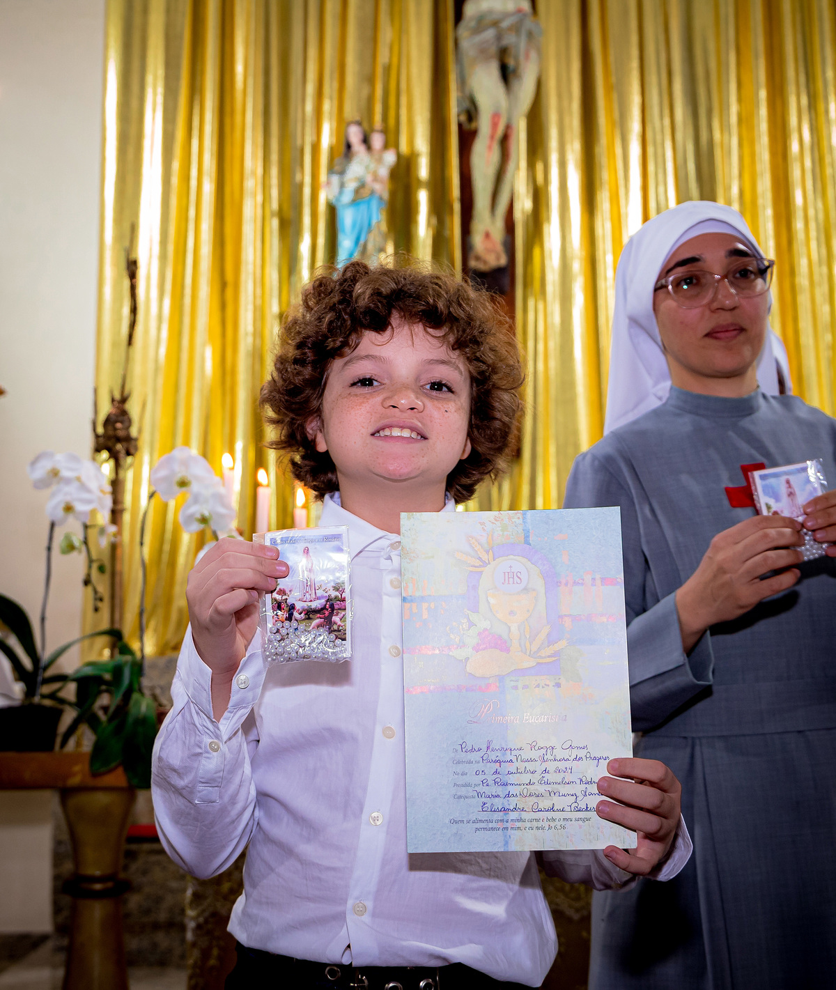 terno infantil, primeira comunhão igreja Paróquia Nossa Senhora dos Prazeres evento familia fotografo em sao paulo zona norte cerimonia religiosa