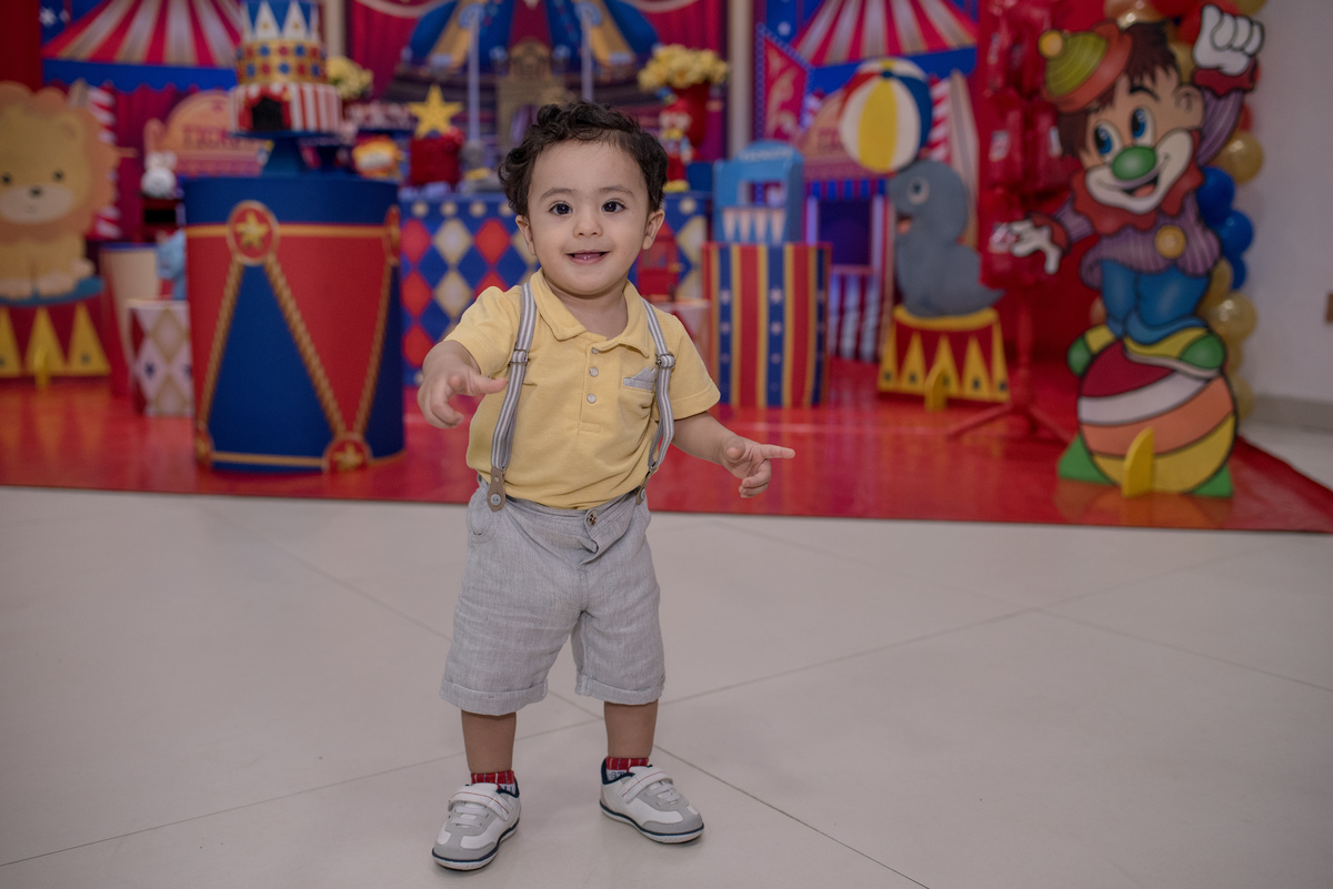 Aniversário, tema circo, 1 ano, estação faz de conta 3