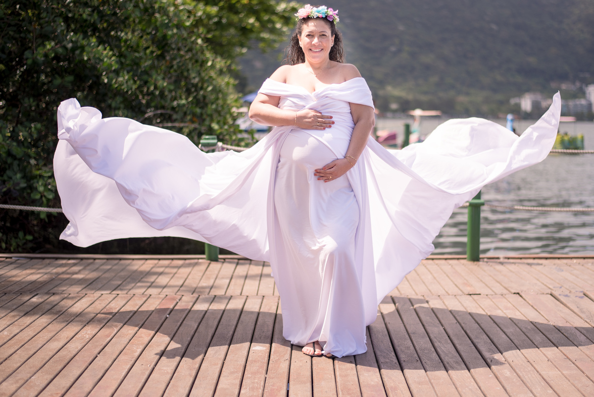 Um ensaio gestante realizado na Lagoa Rodrigo de Freitas, pelo @RodrigodePaivaFOTO, Uma manha retratando o amor dessa Linda família .