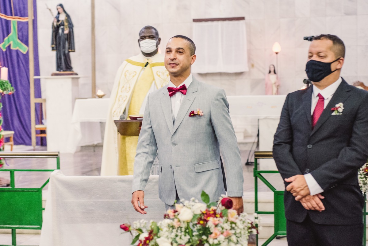 Indo ao encontro da noiva