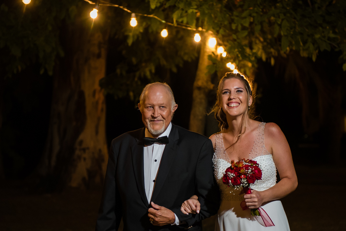 casamiento en Quinta JR Ranch 
 entra la novia Quintaboda