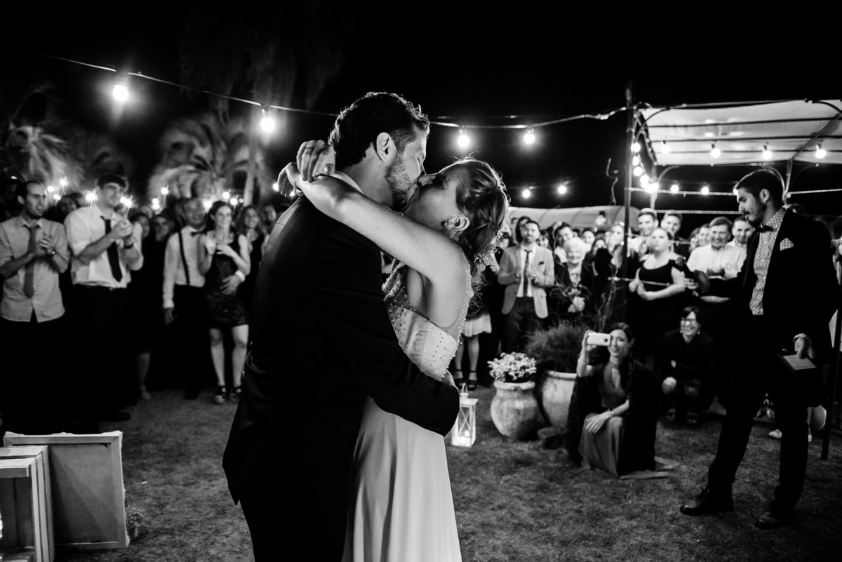casamiento en Quinta JR Ranch 
 beso de novios boda
